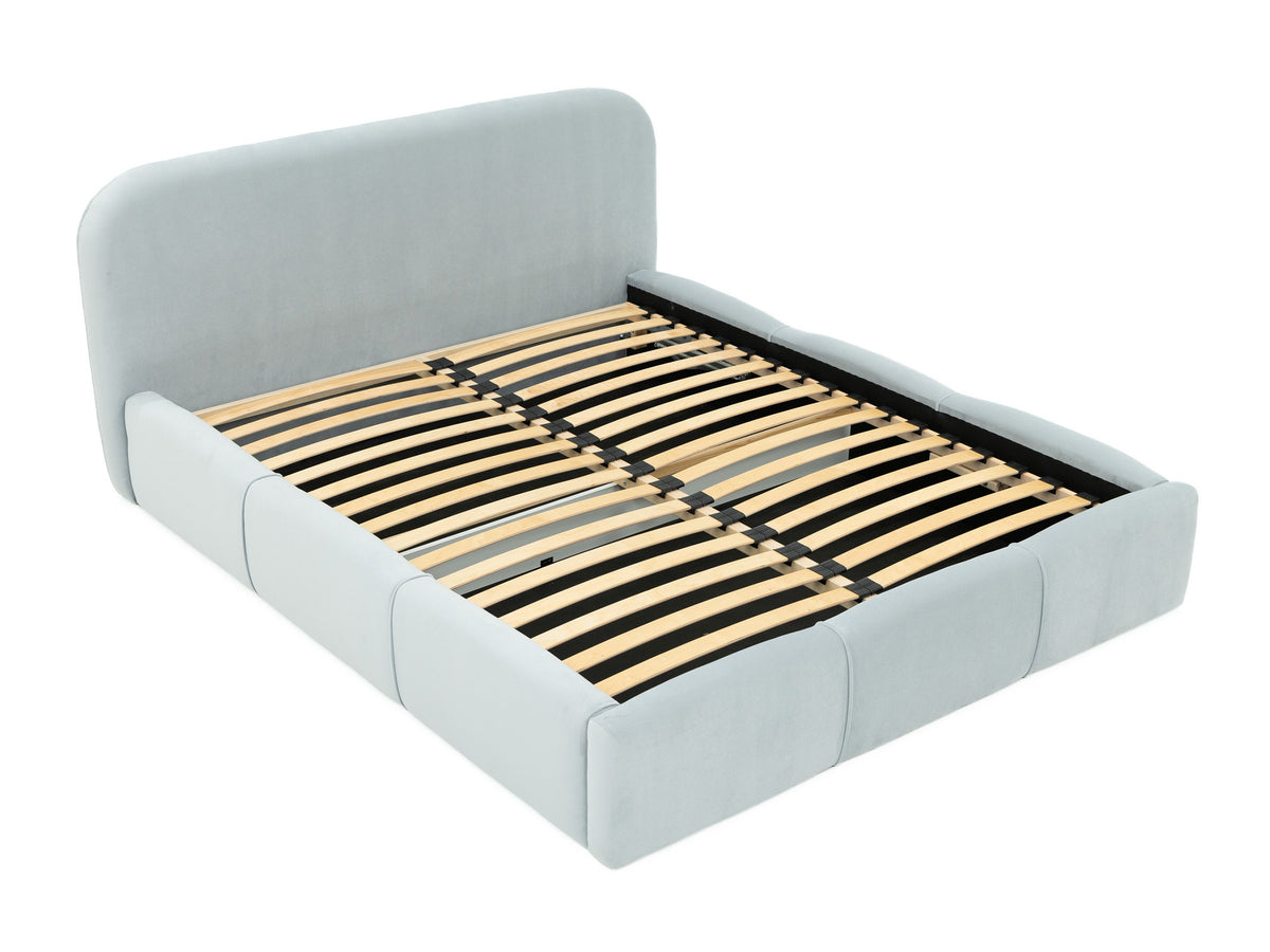 Cama 682796
